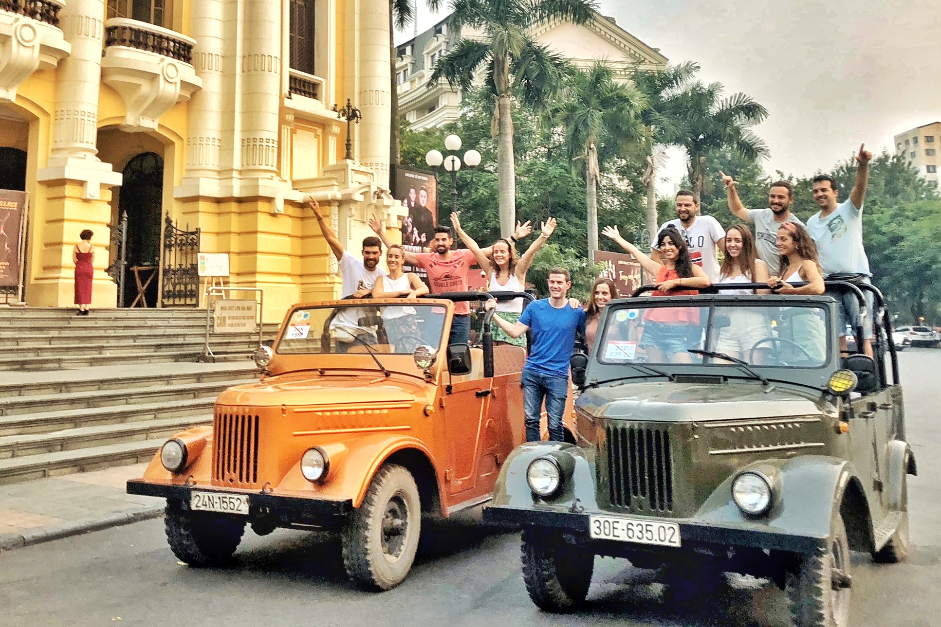 hanoi city tour by jeep